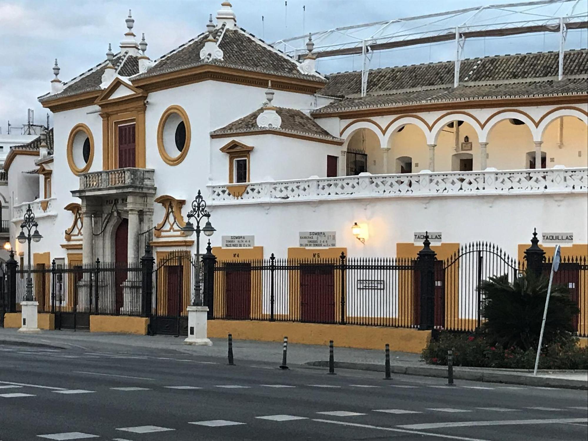 Ad21Sevilla - Suite Exterior foto